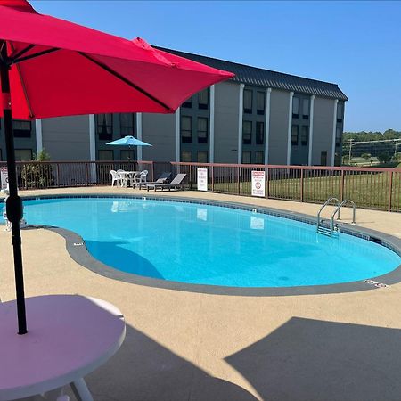 Quality Inn & Suites Lexington Exterior foto